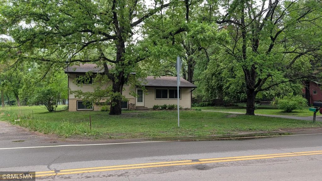 5307 Hugo Road, White Bear Lake