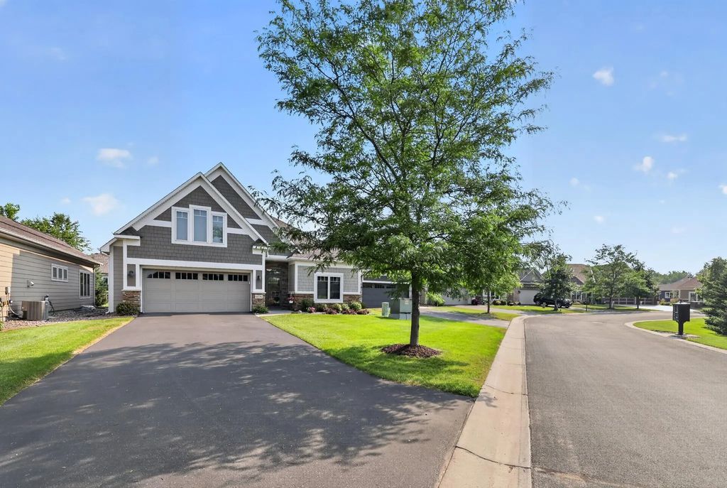 8776 Upper 7th Place, Lake Elmo