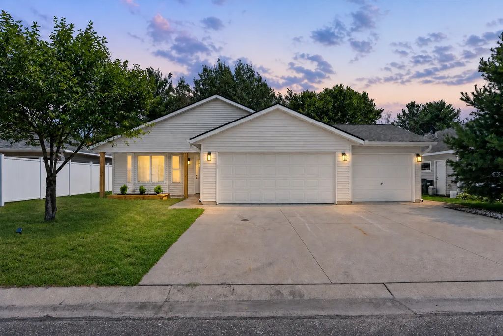 620 Meadowlark Lane, Eden Valley