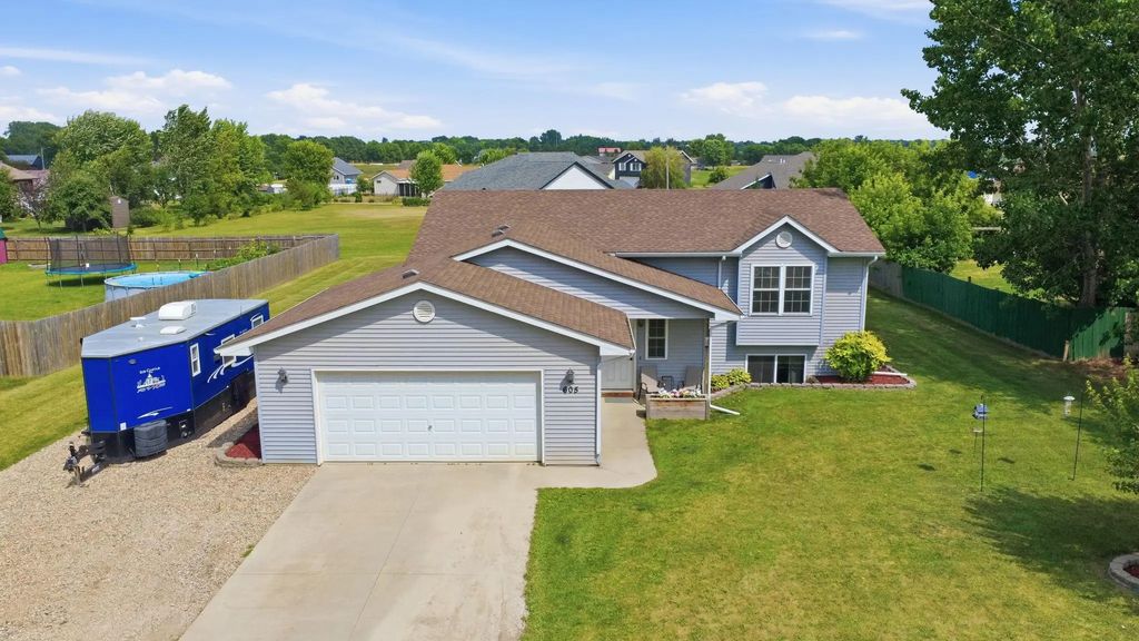 605 W 8th Avenue, Osakis