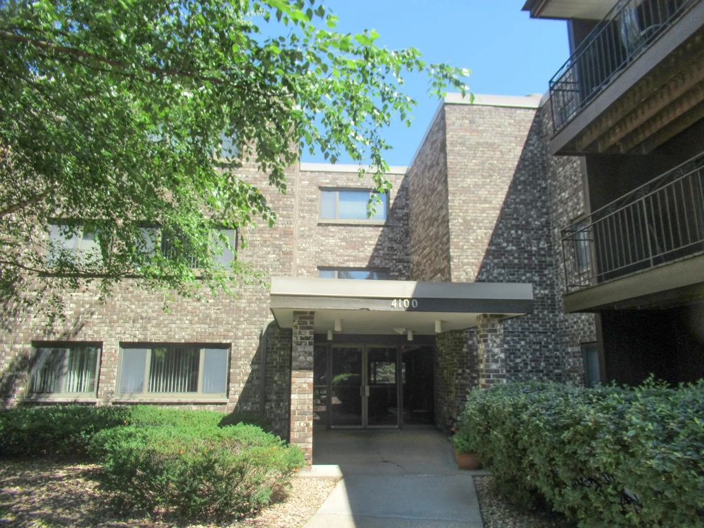 4100 Parklawn Avenue 218, Edina