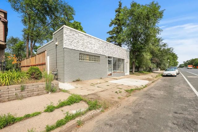 4308 Chicago Avenue, Minneapolis