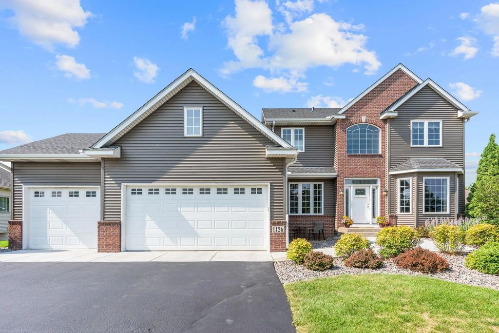 1126 Hudson Trail, Lino Lakes