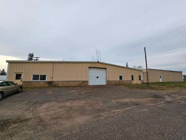 312 Beechwood Avenue S, Braham