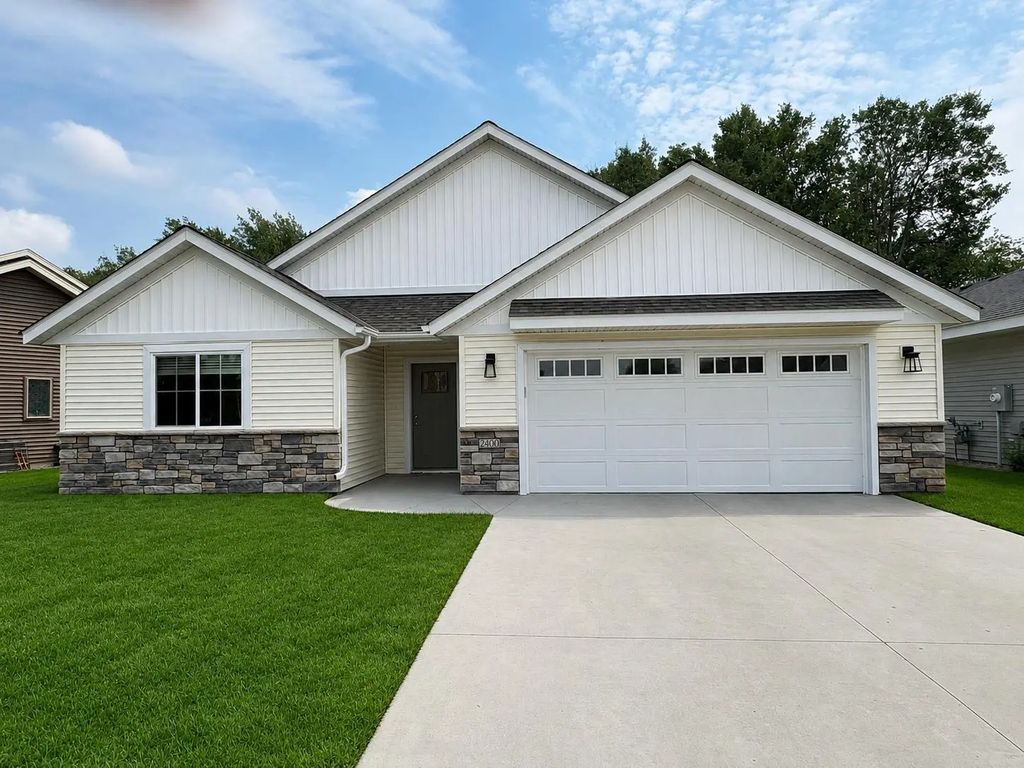2400 40th Avenue S, St Cloud