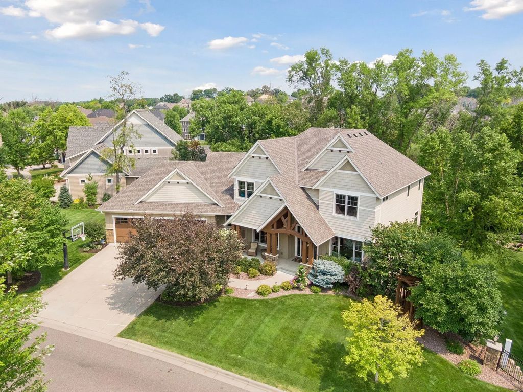 15700 55th Avenue N, Plymouth