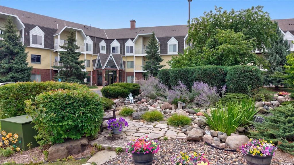 13670 Carrach Avenue 208, Rosemount