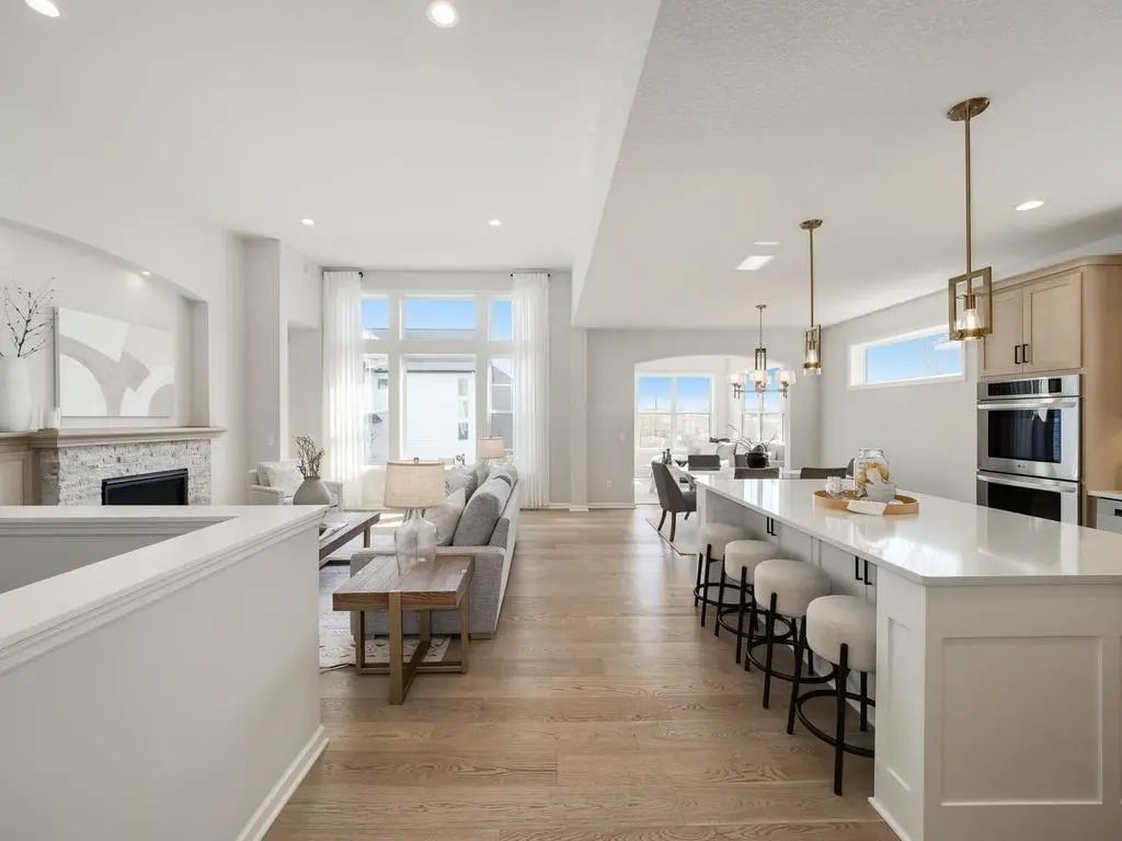 6510 Harvest Way, Chaska