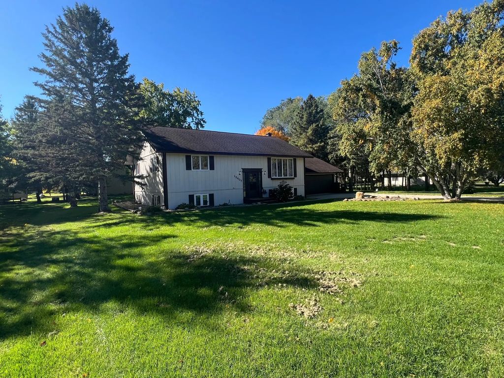 10407 Navajo Street, Wadena