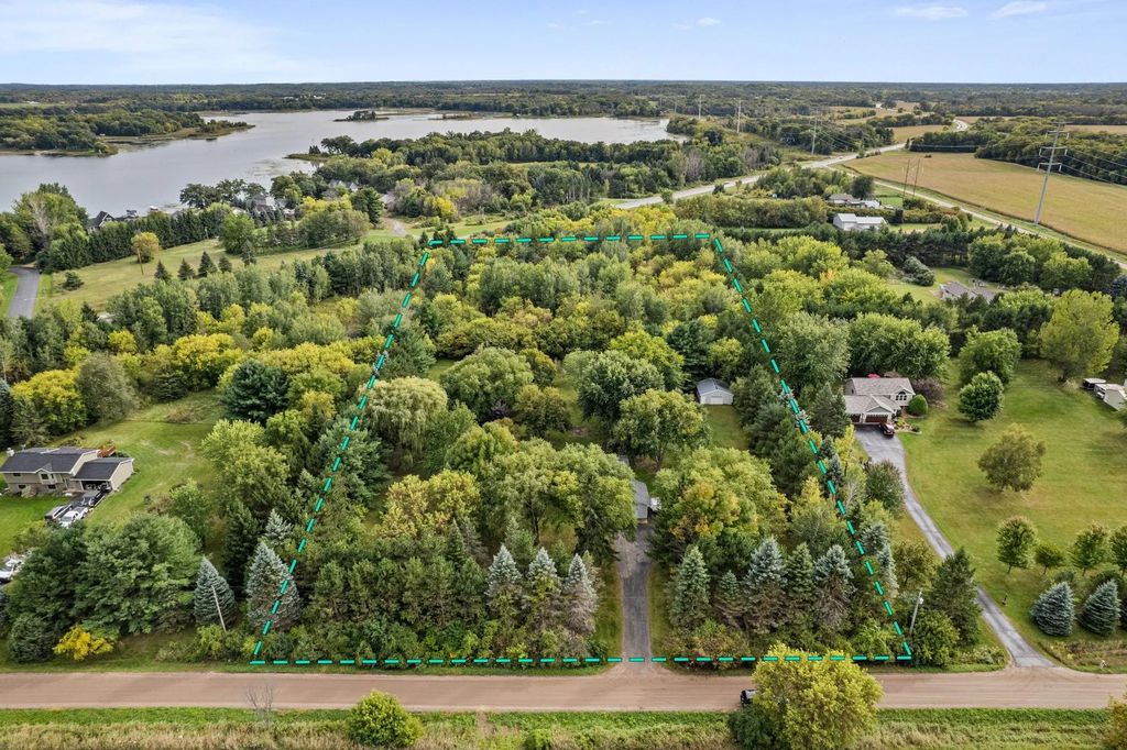 9165 270th Street, Chisago City