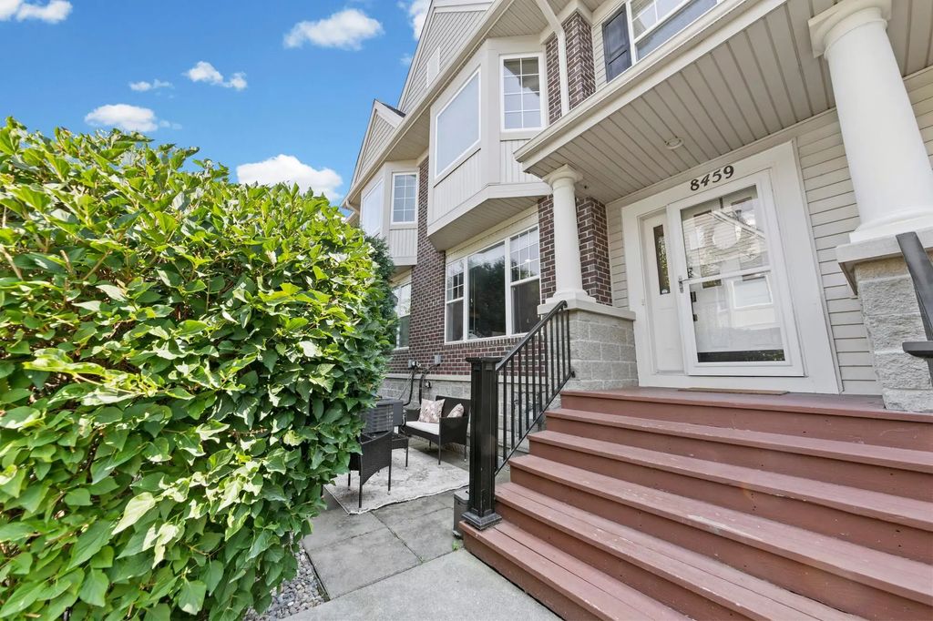 8459 Forestview Lane N 15, Maple Grove