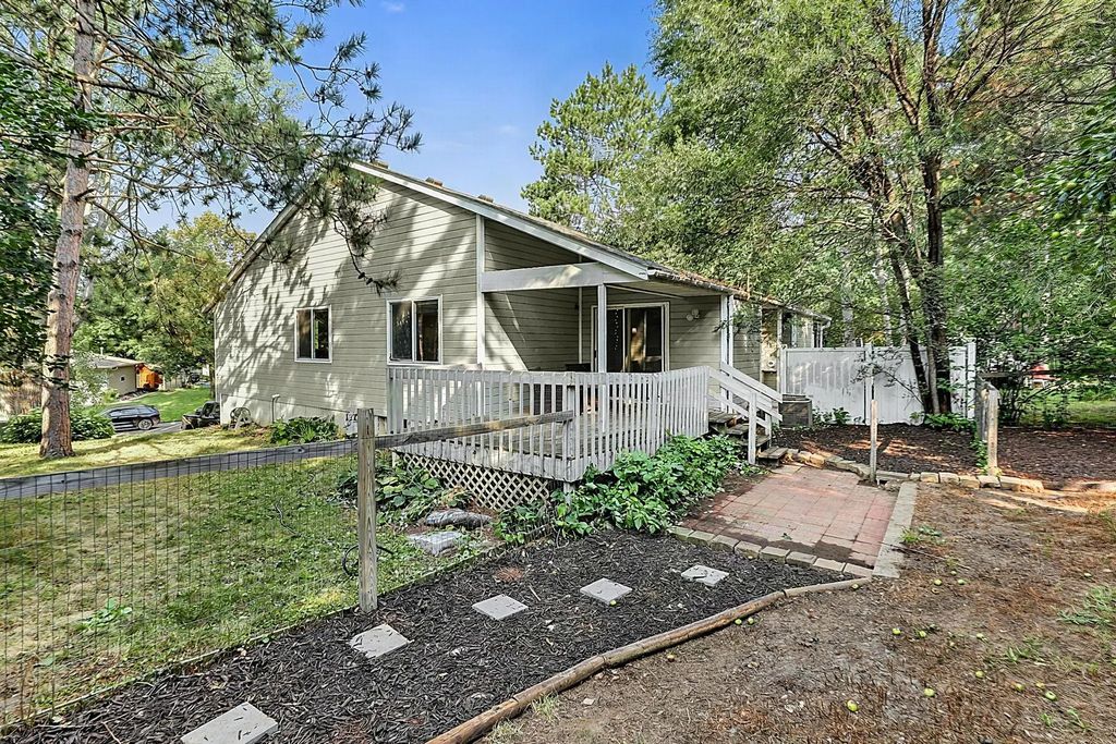 1045 Benedict Drive, Sauk Rapids
