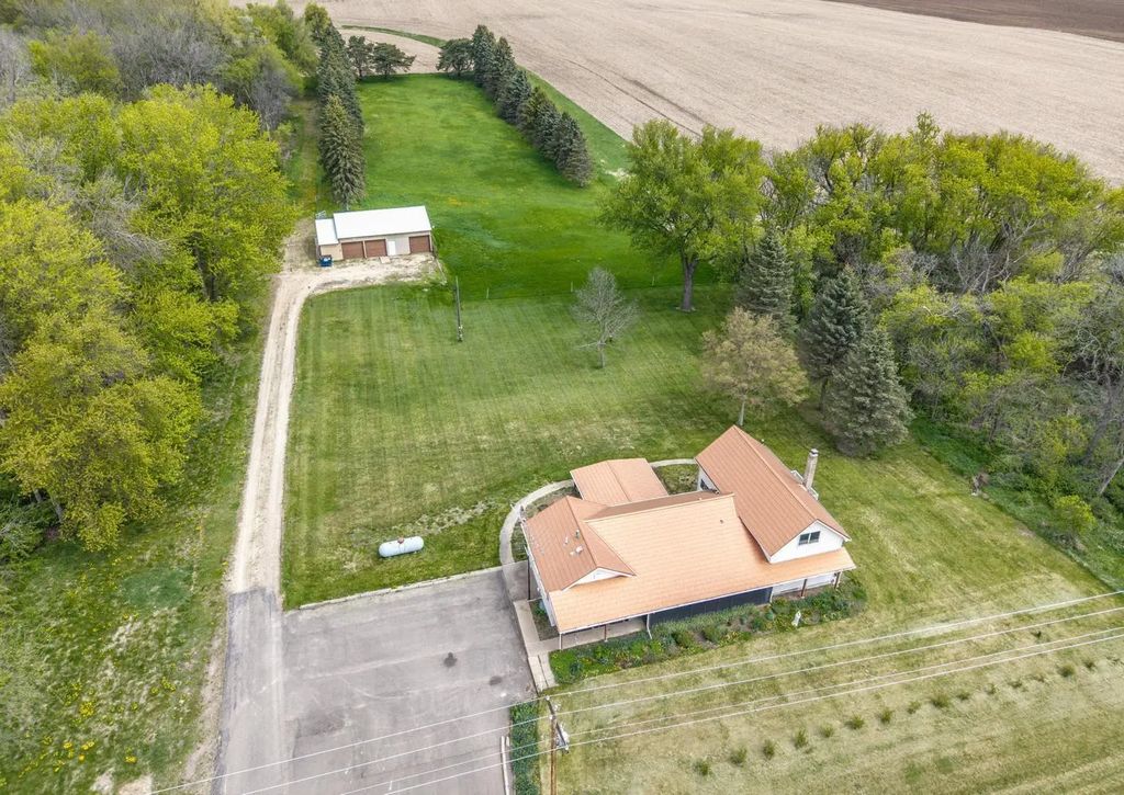 5191 280th Street W, Northfield