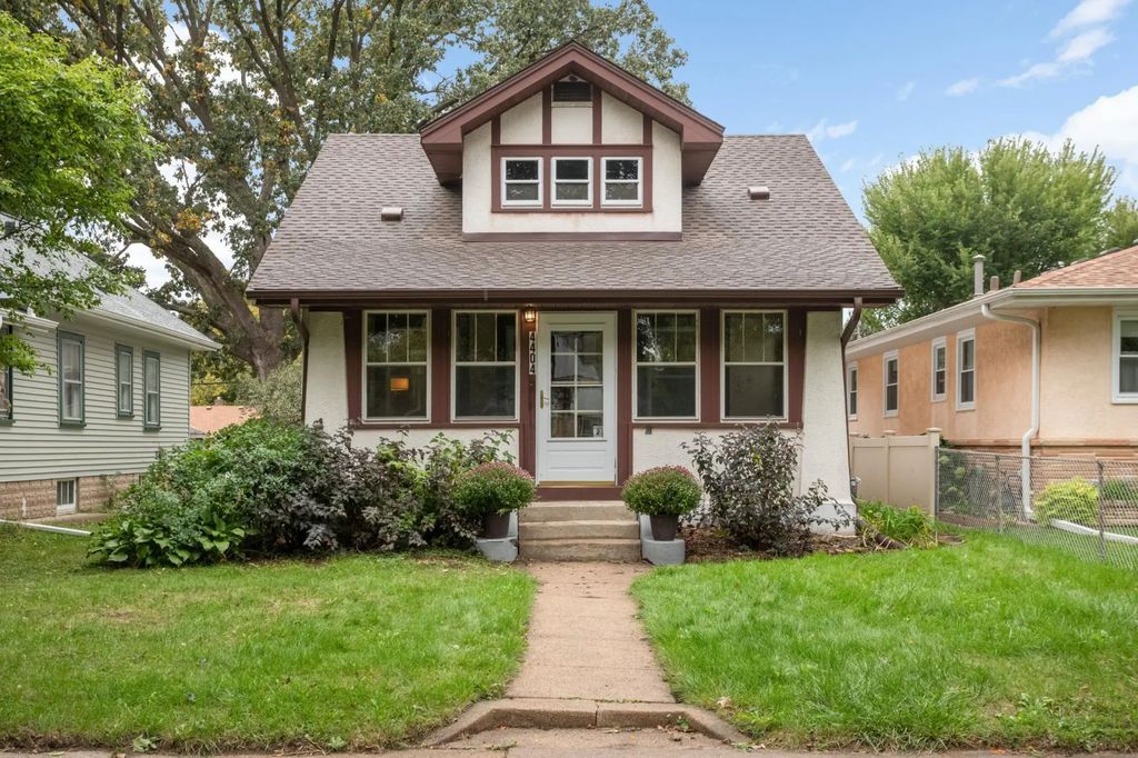 4404 33rd Avenue S, Minneapolis