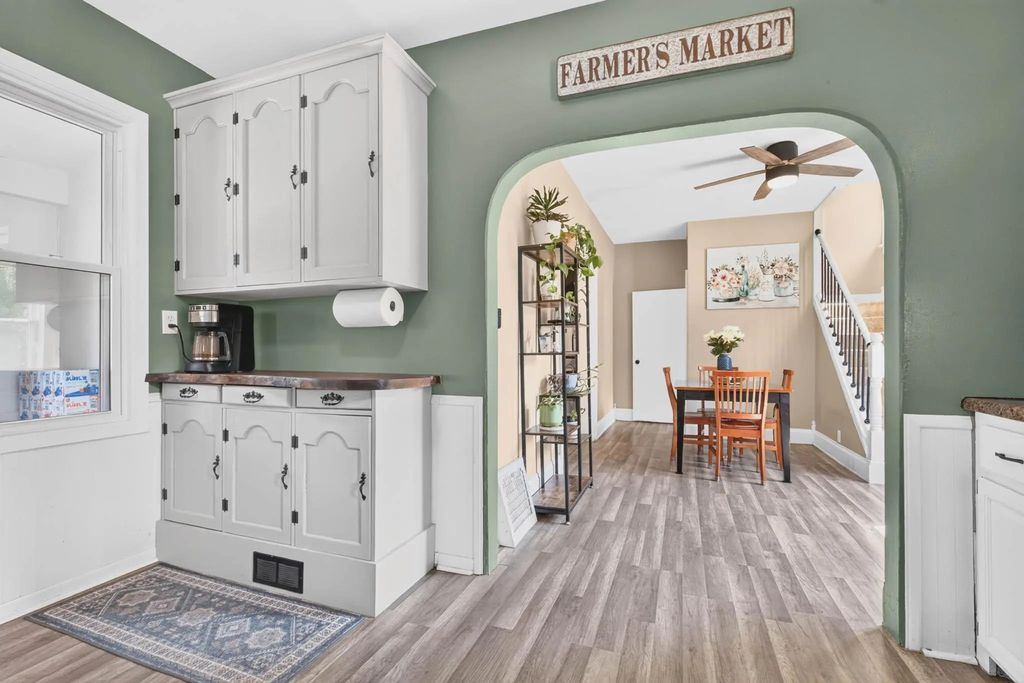 14061 15th Avenue Ne, Rice