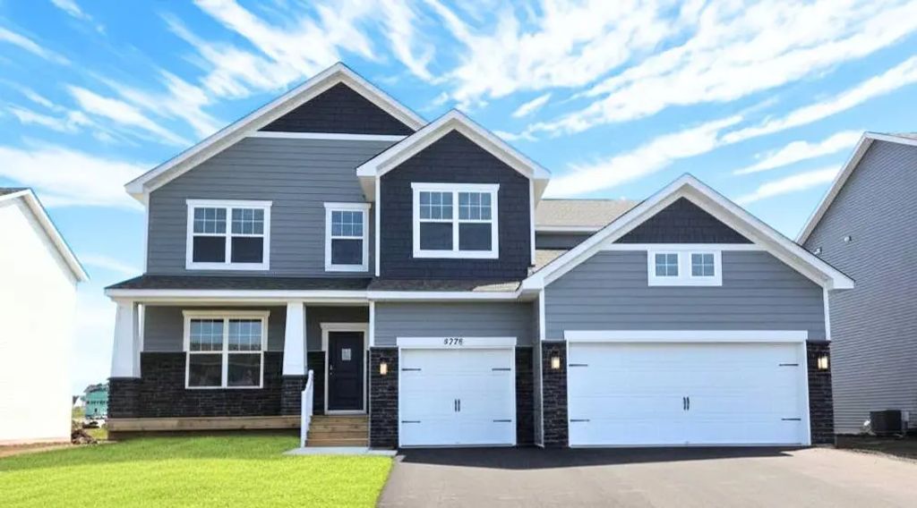 4778 Blake Court, Woodbury