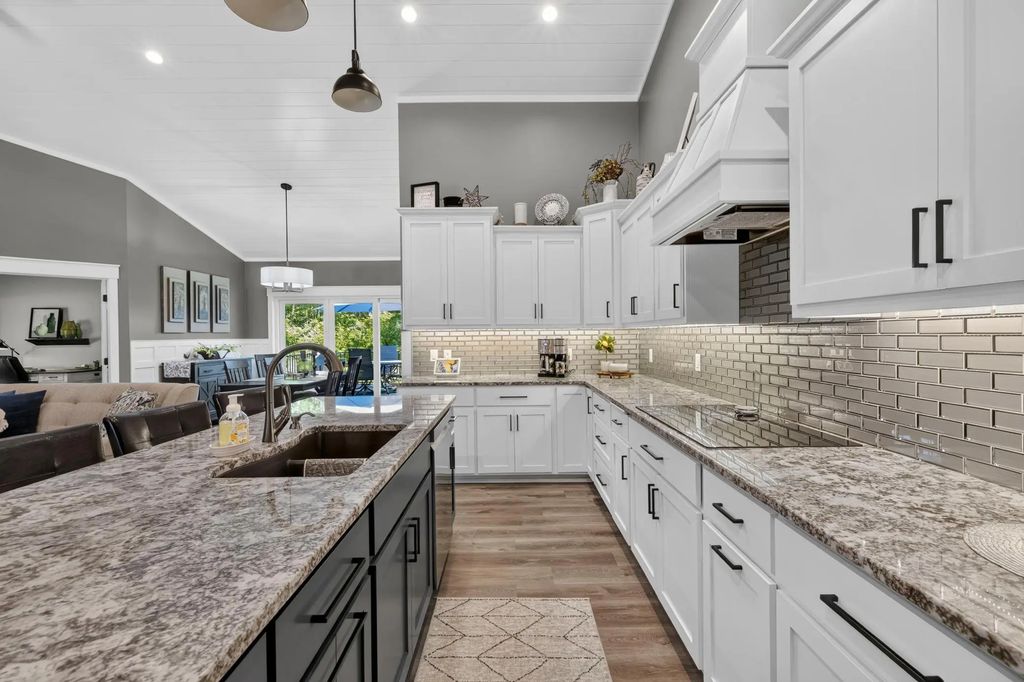 8296 Eagle Lane, Pequot Lakes