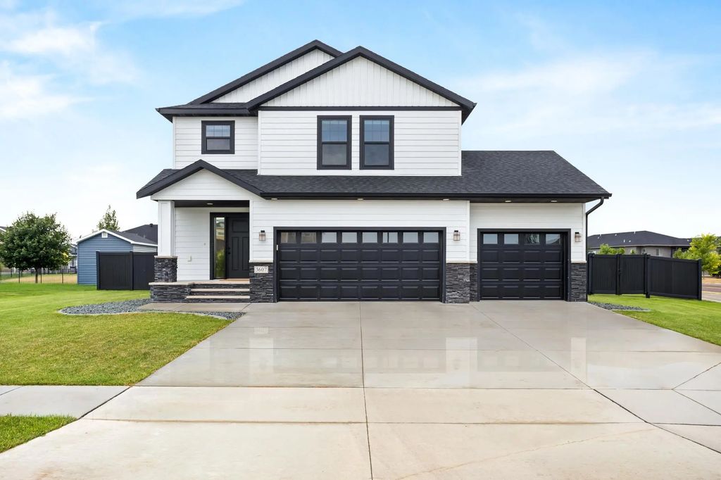 3607 Cordova Loop S, Fargo