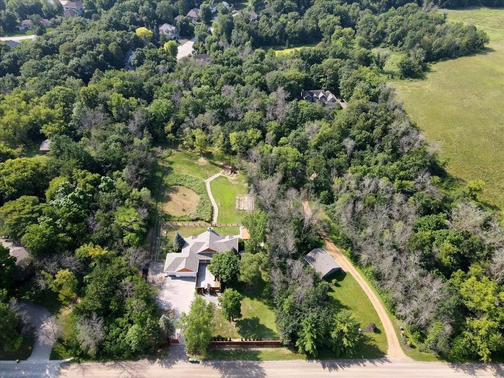 5869 W Branch Road, Minnetrista