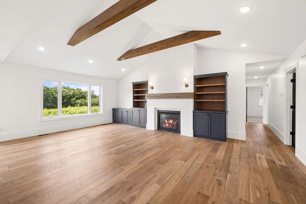 16764 Dakota Street Nw, Andover