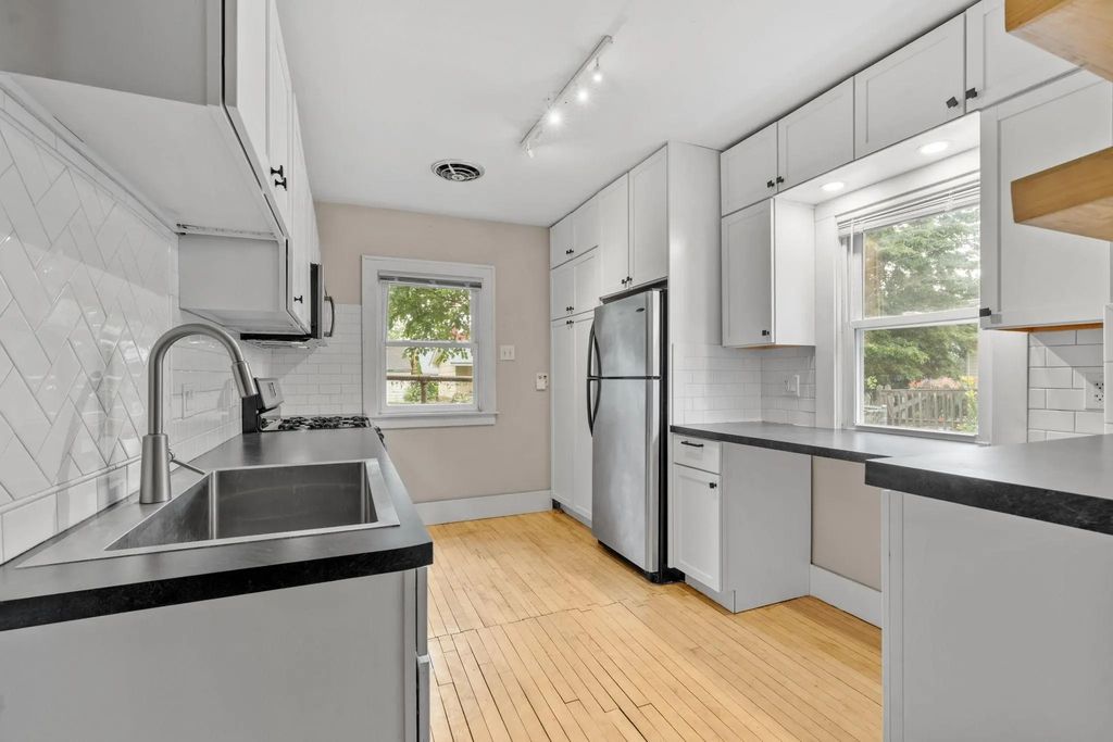 3812 13th Avenue S, Minneapolis
