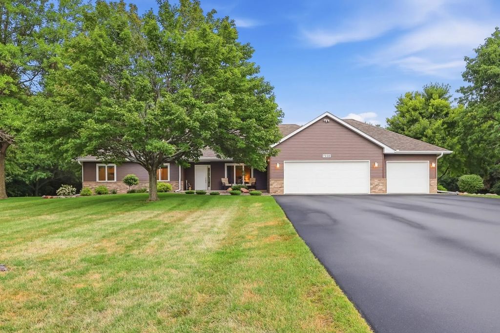 7230 167th Street E, Prior Lake