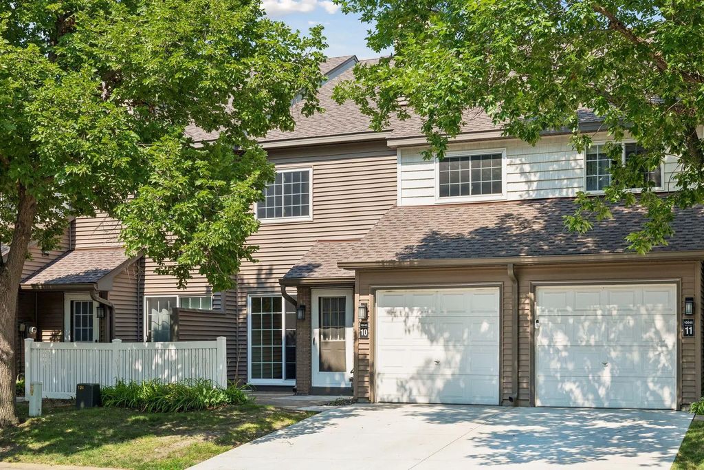 10045 Russell Avenue N 10, Brooklyn Park