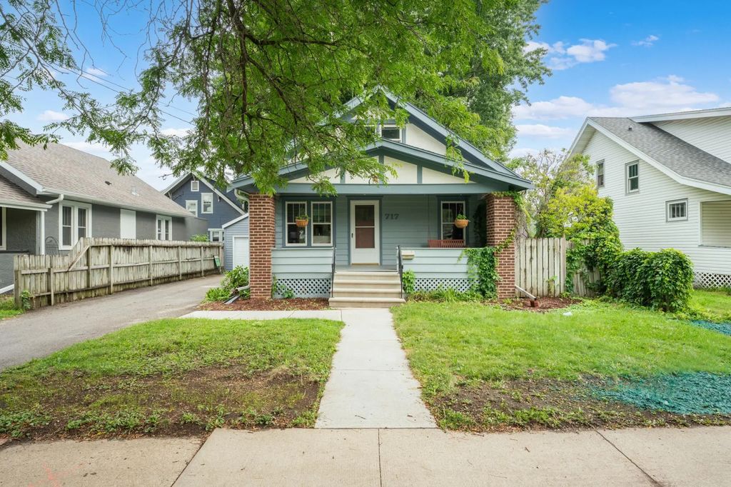 717 2nd Street Nw, Rochester