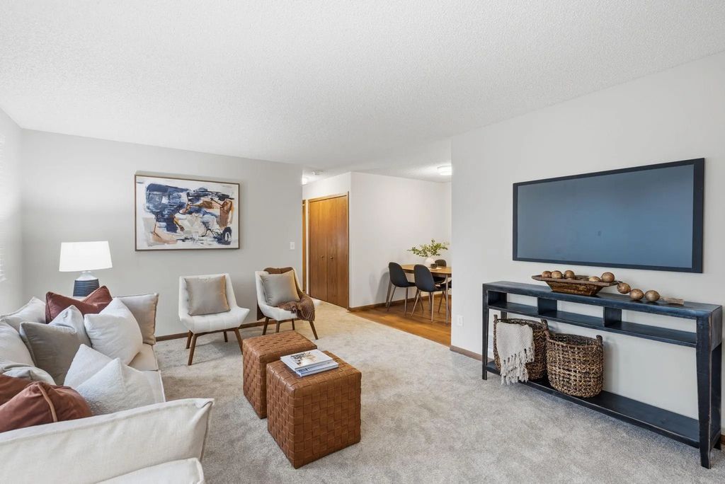 6616 84th Court N, Brooklyn Park