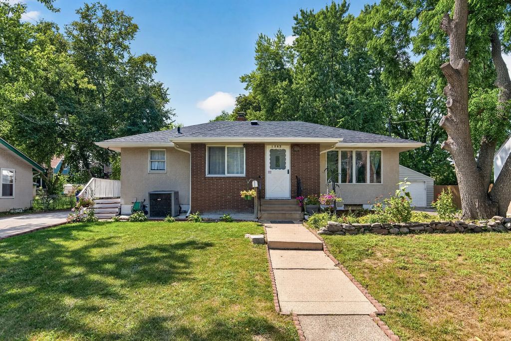 1587 Ruth Street N, Saint Paul