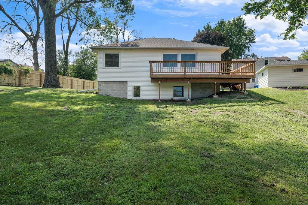 103 11th Avenue Sw, Austin