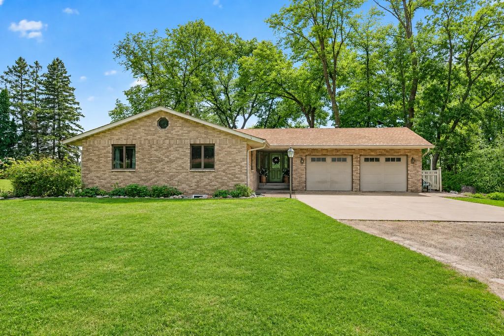 8485 Scandia Trail N, Forest Lake