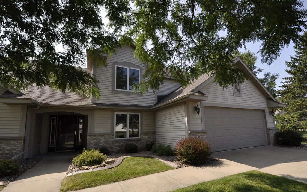 4910 Wildgrass Lane Nw, Rochester