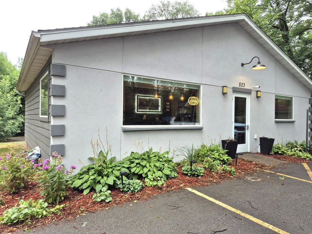 823 N Benton Drive, Sauk Rapids