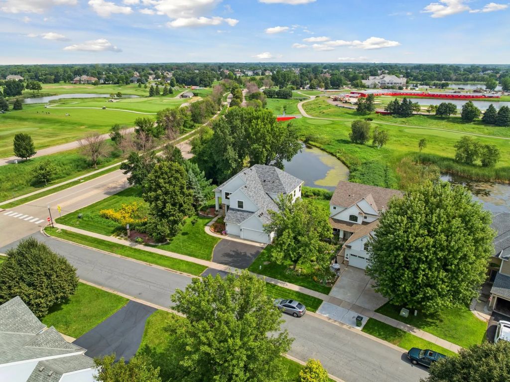 11251 Nassau Circle Ne, Blaine