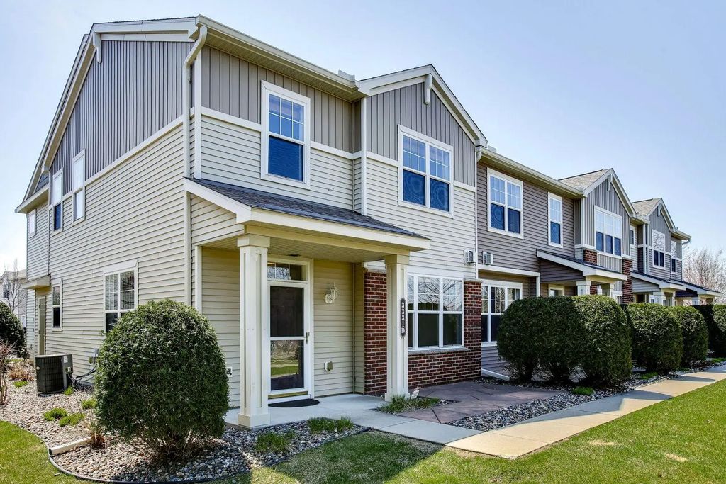 3331 Cherry Lane D, Woodbury