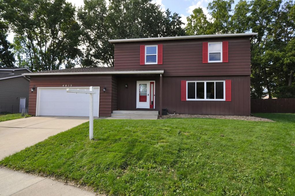 4015 Mary Lane Nw, Rochester