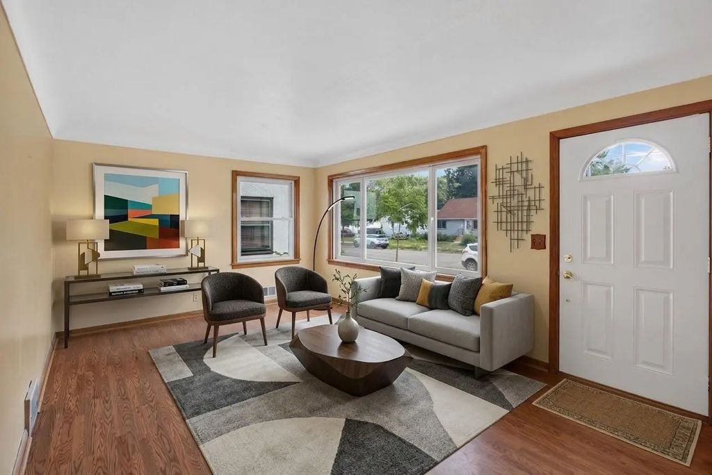 5045 Upton Avenue N, Minneapolis