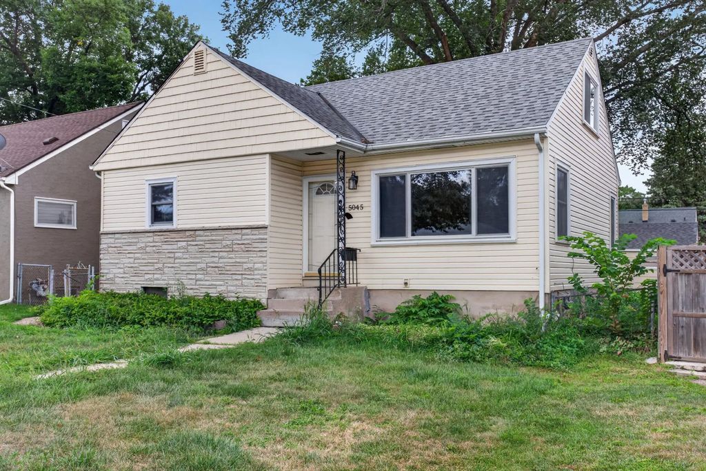 5045 Upton Avenue N, Minneapolis