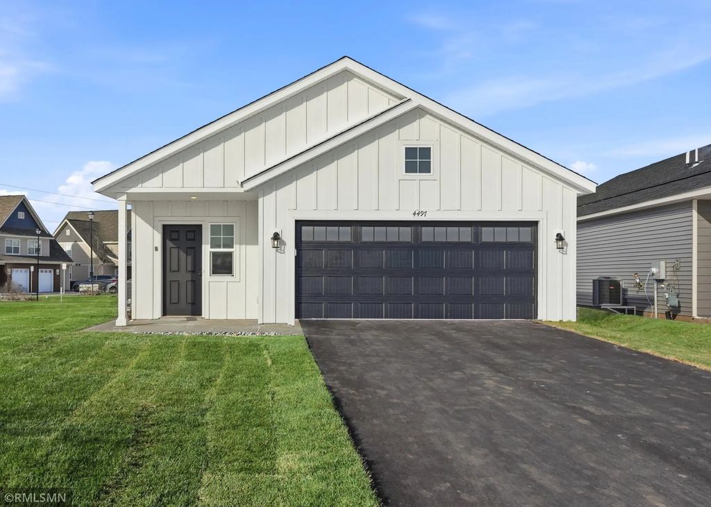 4465 223rd Street W, Farmington
