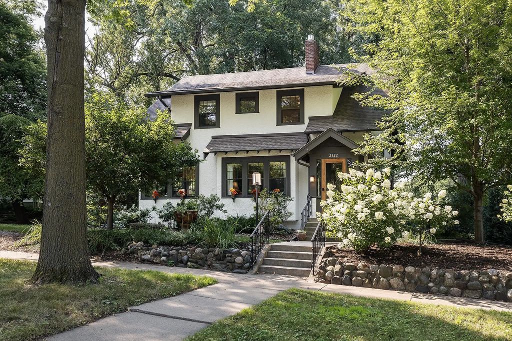 2322 Buford Avenue, Saint Paul