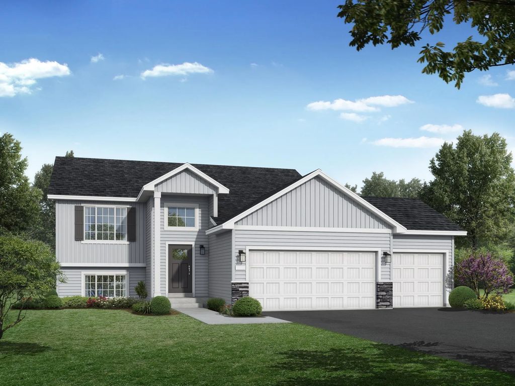 1748 Squirrel Way, New Richmond