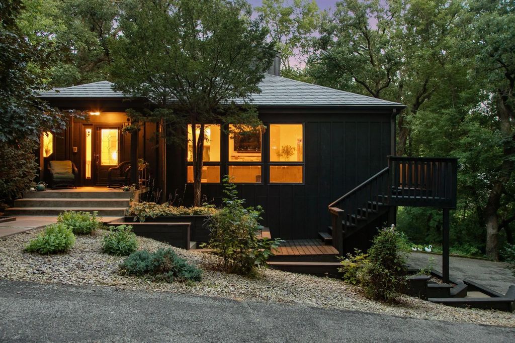 4643 Wild Canyon Trail, Woodbury