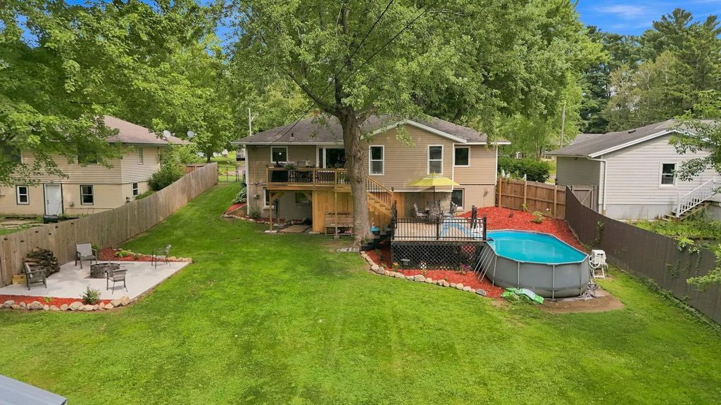 434 Birchwood Avenue, Amery