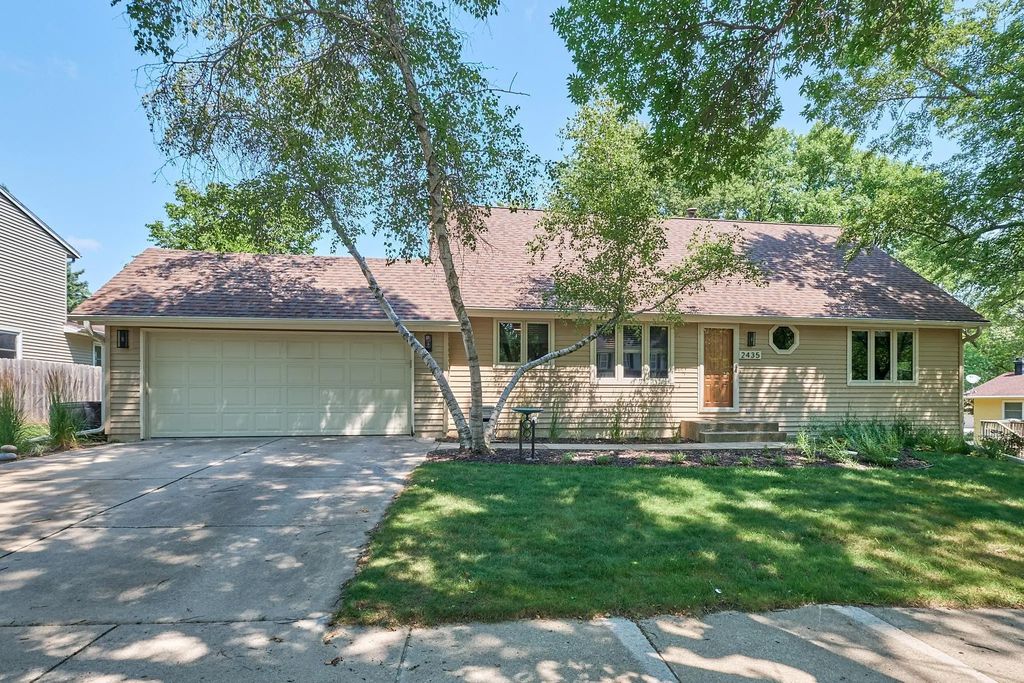 2435 Viking Court Nw, Rochester