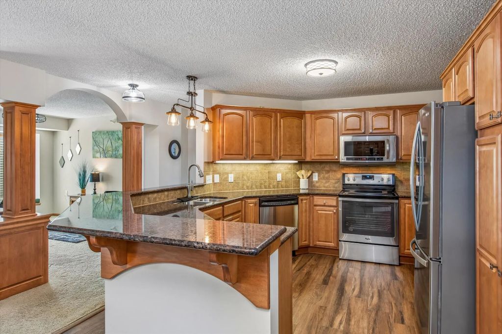 13670 Carrach Avenue 313, Rosemount
