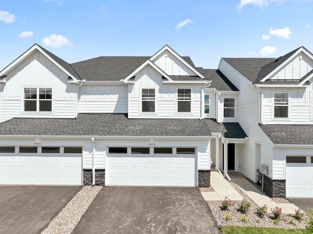 3472 Trails End Circle, Eagan