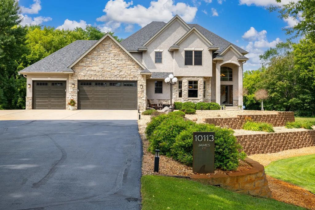 10113 James Court Ne, Monticello
