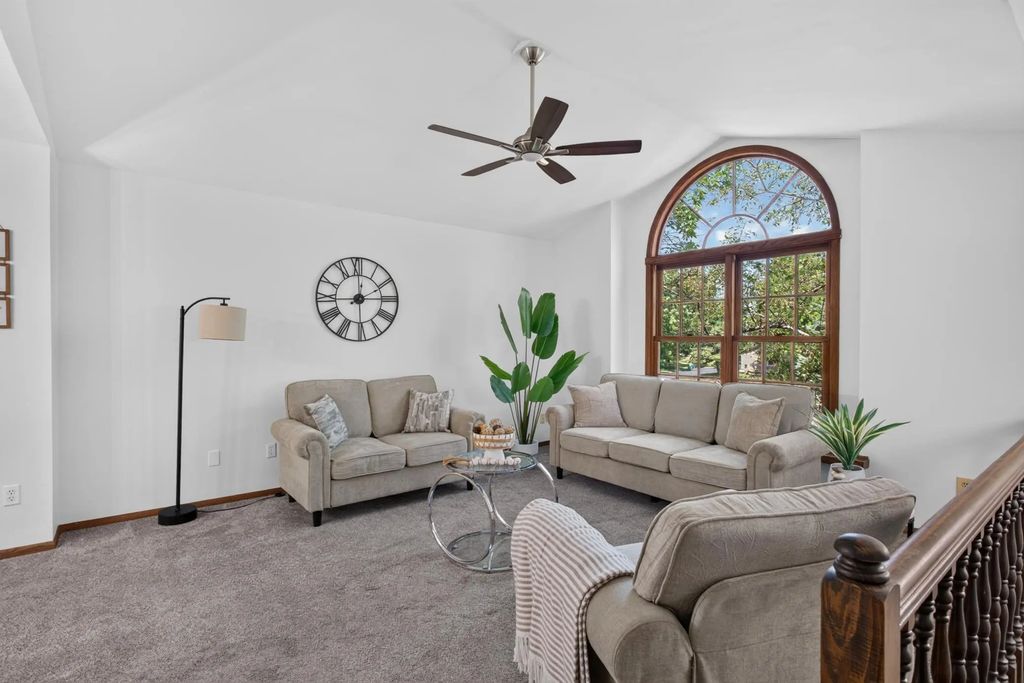 3972 Orchid Lane N, Plymouth