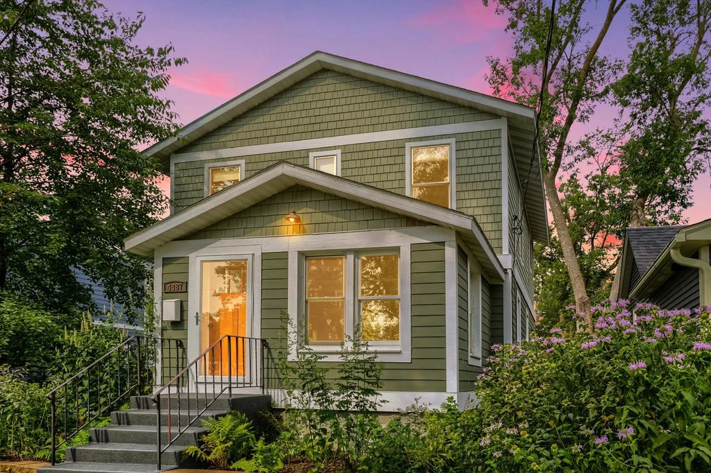 4887 Stewart Avenue, White Bear Lake